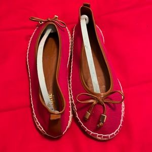 fushia flats